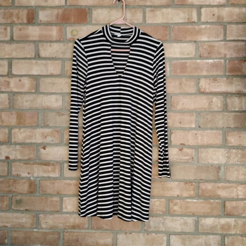 Socialite Long Sleeved Dress